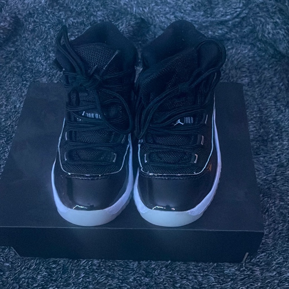 Jordan retro 11